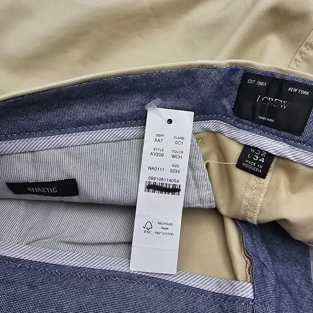 J. Crew Mens size 32/34 1040 Athletic Tapered Chino Dress Pants Tan AV209 NEW